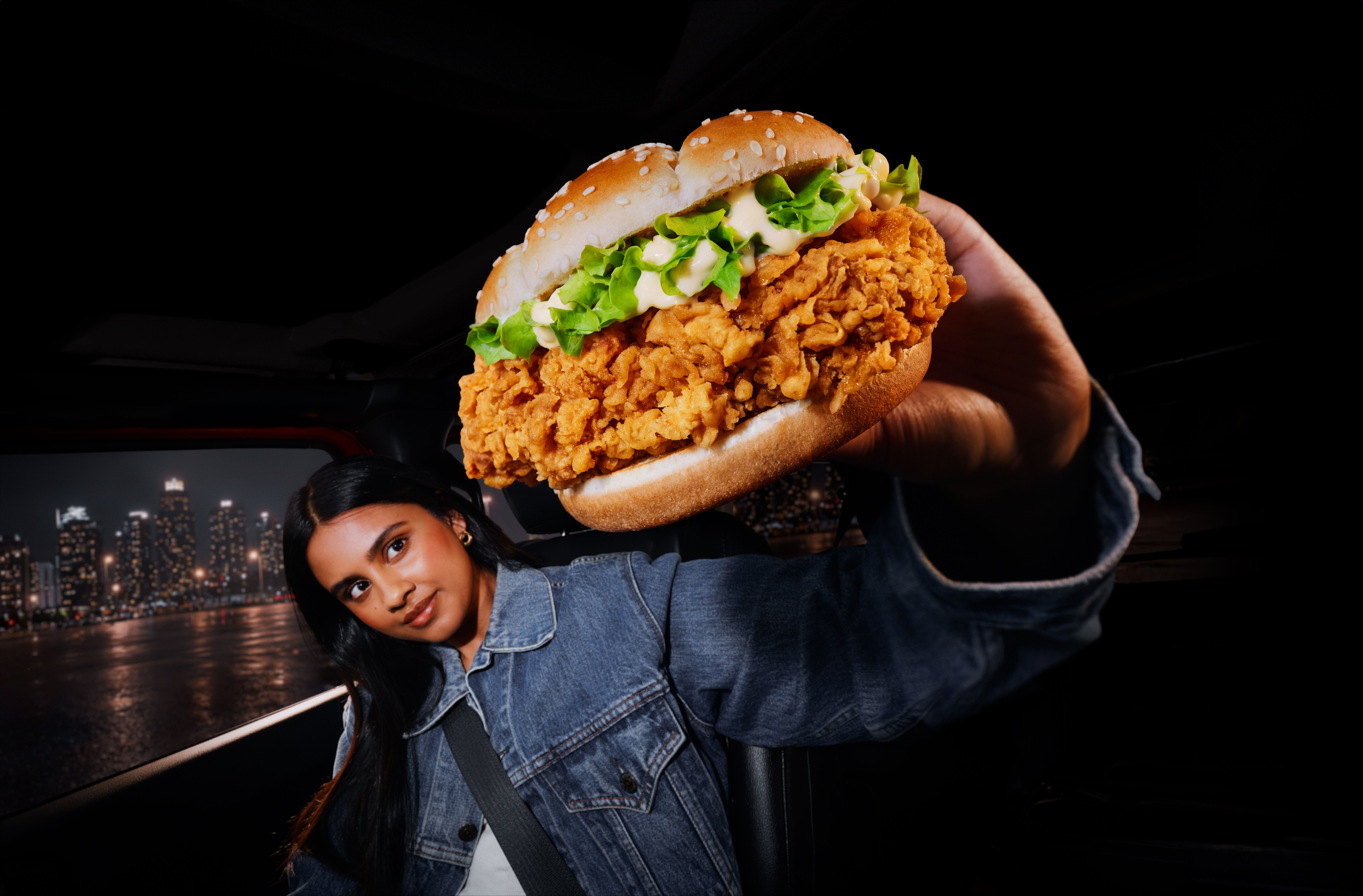 kfc_2026_global_drive-thru-zinger-lifestyle_rgb.jpg